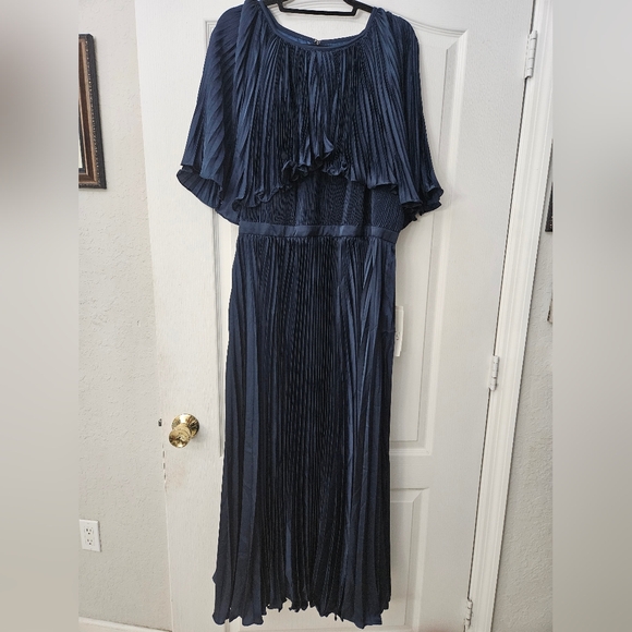Mac Duggal PLEATED CAPLET T-LENGTH DRESS 49638, Size  18 Navy NWT - Picture 3 of 16